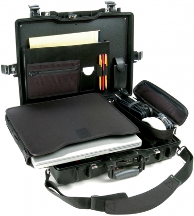 Peli 1495CC1 Laptop Case Deluxe